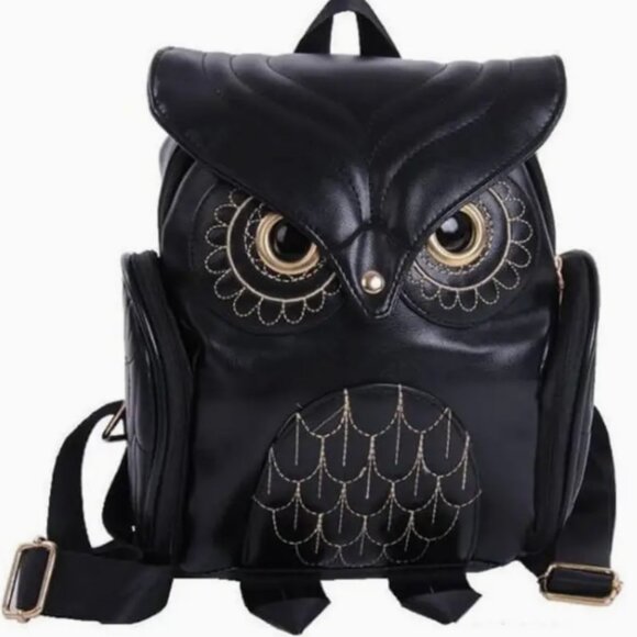 Handbags - NWT SMALL VEGAN LEATHER OWL SLING BACKPACK